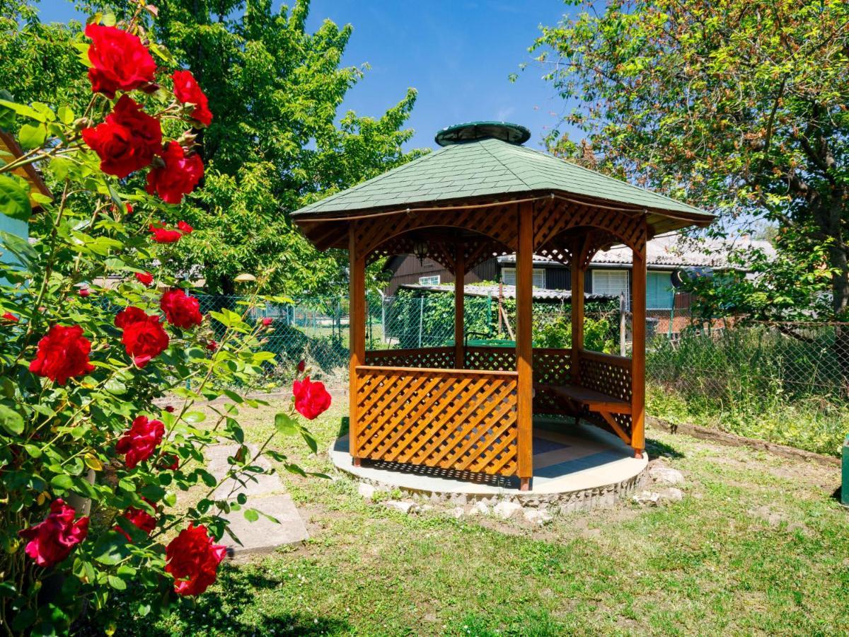 Holiday Home Amaryllis By Interhome バラトンアカラッチャ エクステリア 写真